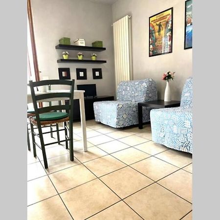 Monolocale Ai Piedi Di Citta Alta Apartment Bergamo Luaran gambar